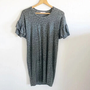 Sundry olive green/gray leopard print ruffled sleeve dress